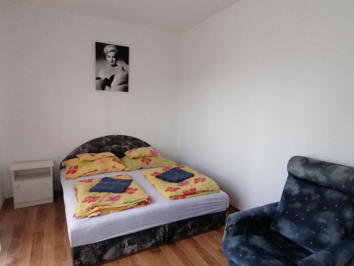 Family House Villa Eger Luaran gambar