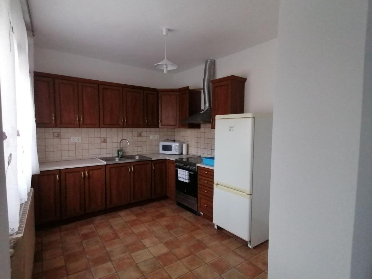 Family House Villa Eger Luaran gambar