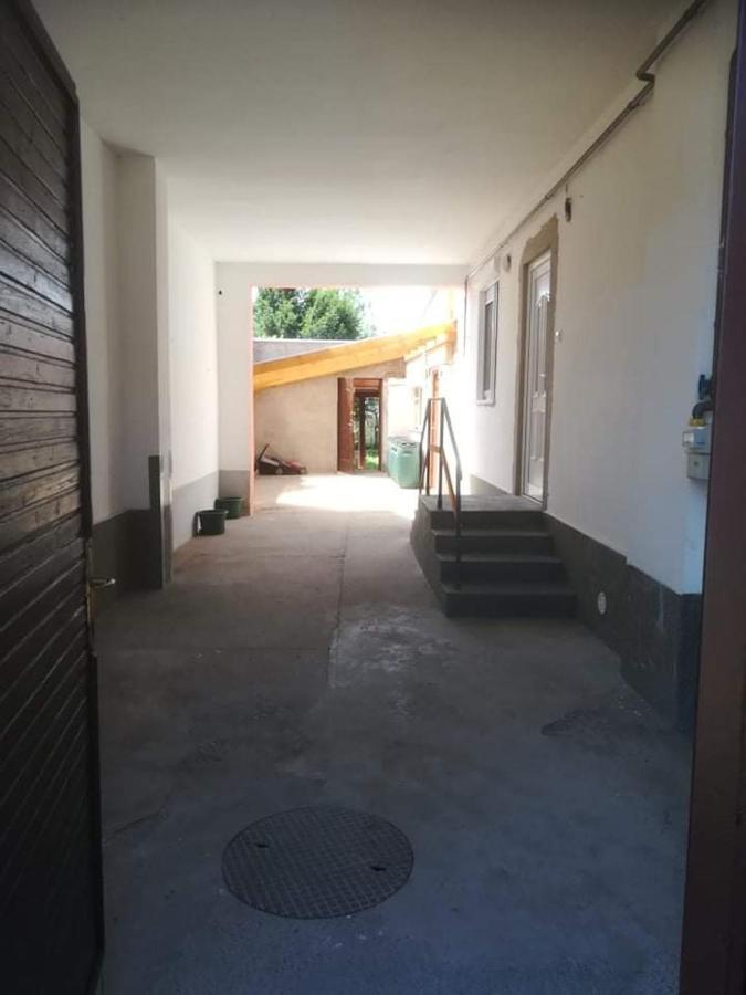 Family House Villa Eger Luaran gambar