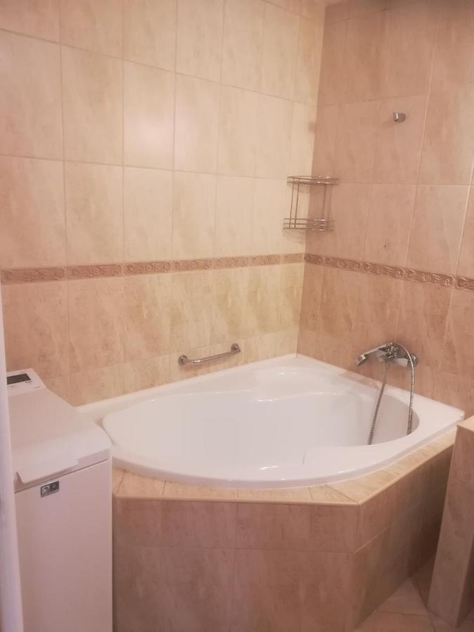 Family House Villa Eger Luaran gambar
